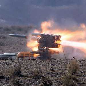 الأسلحة الإيرانية تهدد استقرار المنطقة