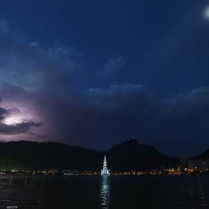 البرق عبر سماء البرازيل لأكثر من 700 كيلومتر