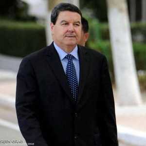 عبد الغني هامل (يسار) المدير العام السابق للأمن الجزائري.