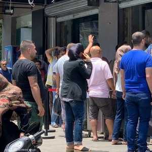 طوابير الخبز في لبنان