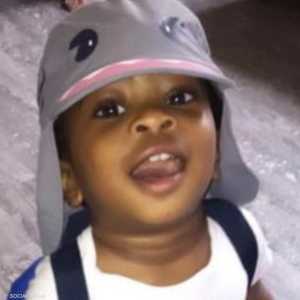 تلقى الطفل ثماني رصاصات في جسده