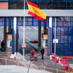 معبر مدينة سبتة شمالي المغرب