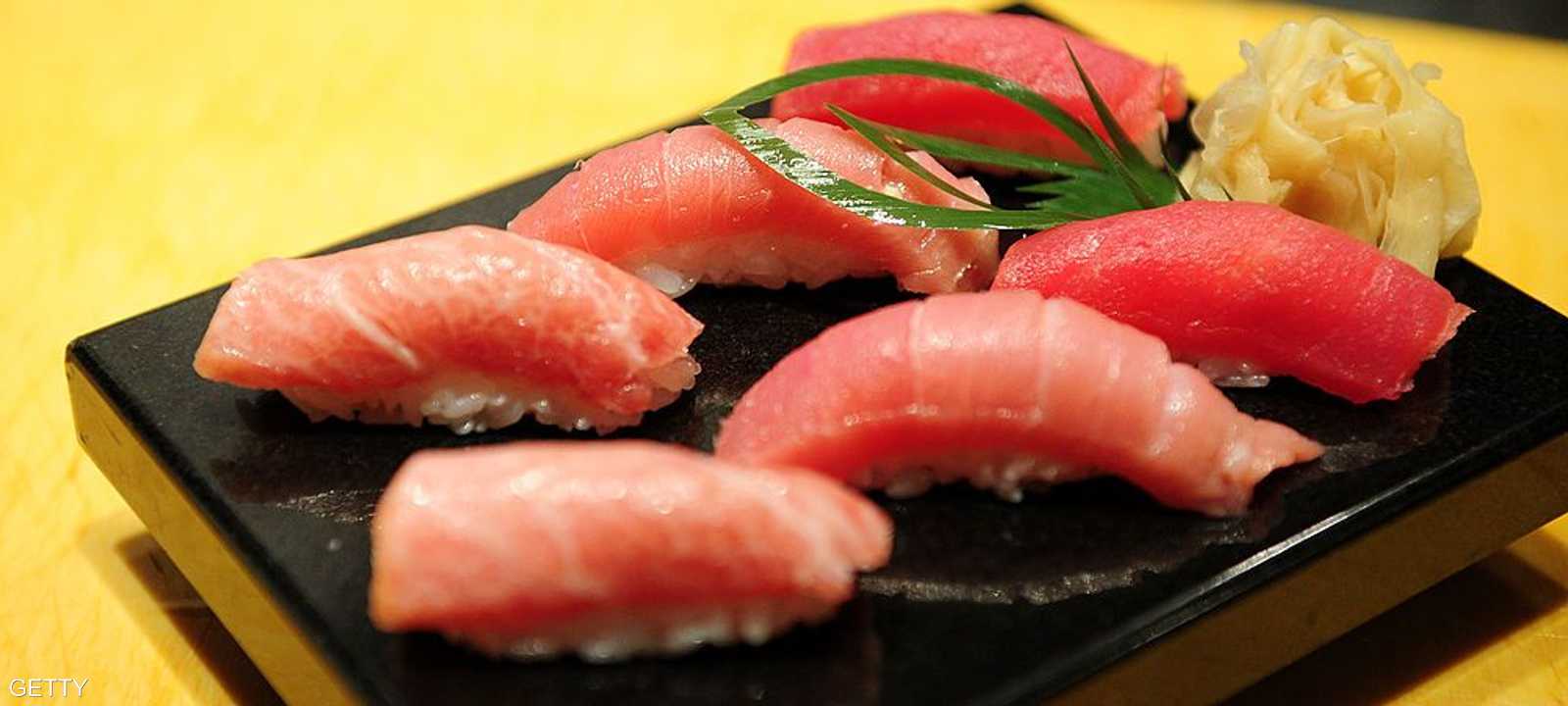 نحذير من تناول الأسماك النيئة