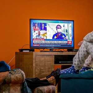 بولسونارو اعتبر كوفيد-19 إنفلونزا عادية.