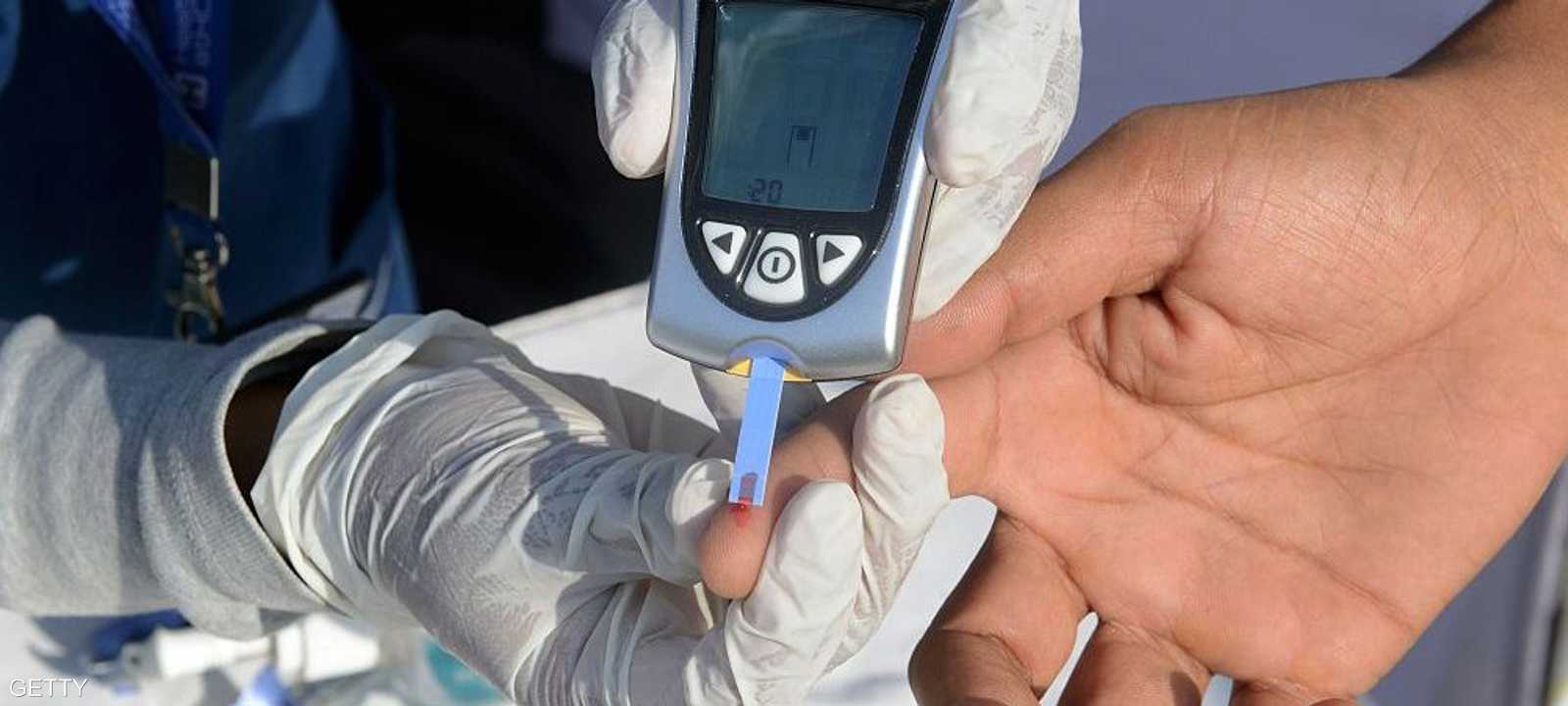 دراسة تربط بين ارتفاع السكر في الدم والوفاة بكوفيد 19