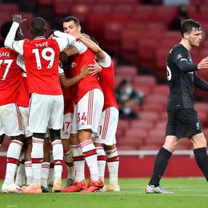 أرسنال هزم ليفربول بثنائية