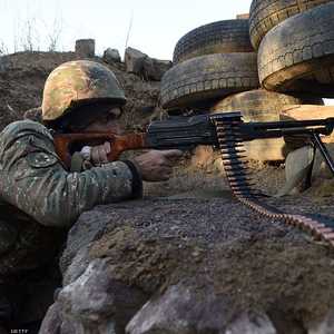 قتل 16 بين الأحد والثلاثاء في معارك على الحدود بين البلدين