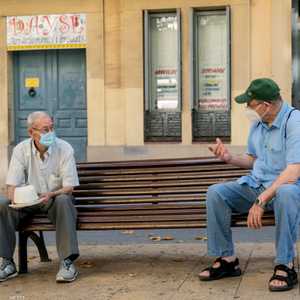 فيروس كورونا يمثل خطرا كبيرا على كبار السن بشكل خاص