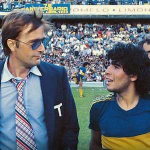 مارادونا ومارسوليني إبان وجودهما في بوكا جونيورز عام 1981