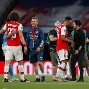 أرتيتا وأوباميانغ بعد المباراة