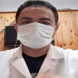 مدير مستشفى حميات دمنهور في مصر الدكتور أحمد هواش