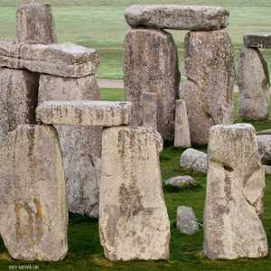 الصخور حظيت باهتمام علمي واسع