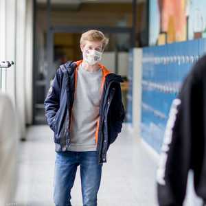 كورونا والشباب.. تحذير مزعج