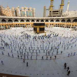 الحجاج أدوا طواف الإفاضة وسط أجواء صحية آمنة
