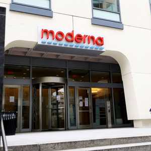 لقاح شركة مودرنا تراهن عليه إدارة ترامب لمكافحة الجائحة.