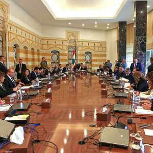 انتقادات شديدة تلاحق حكومة حسان دياب