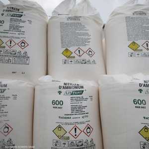نترات الأمونيوم تدخل في صناعة المتفجرات والقنابل