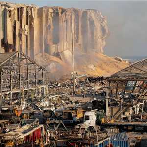 المساعدات العربية بدأت تتدفق على لبنان.