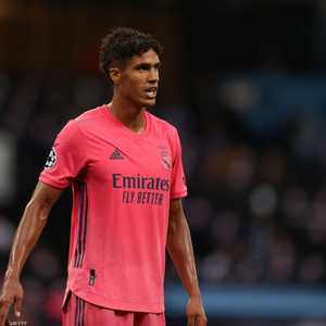 مدافع ريال مدريد رافائيل فاران