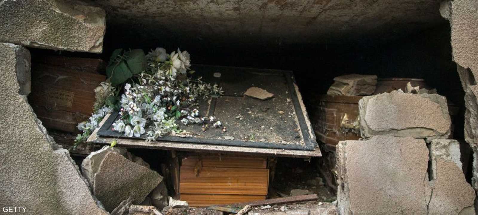 الموتى لم يسلموا من الانفجار الضخم