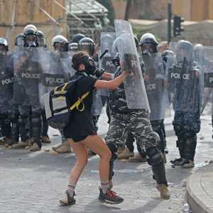 جانب من مواجهات قوات الأمن والمتظاهرين