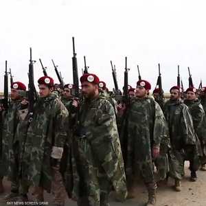 وسطاء يستغلون السوريين بالمخيمات لتجنيدهم للقتال بليبيا