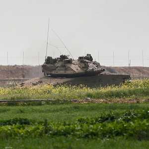 دبابة إسرائيلية على حدود قطاع غزة في لقطة الأرشيفية