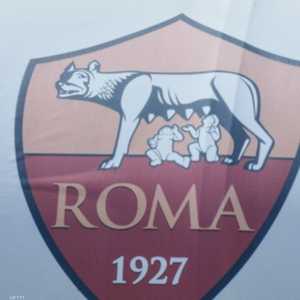 شعار فريق روما