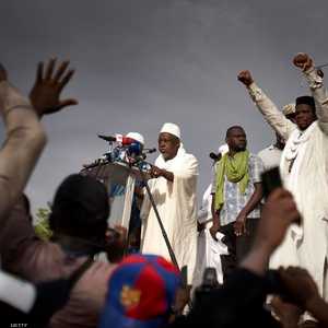 محمود ديكو يخطب في أنصاره خلال الاحتجاجات على الرئيس كيتا