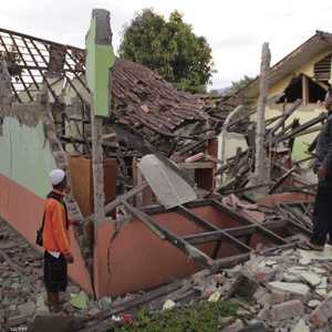 أرشيفية لزلزال سابق ضرب إندونيسيا وتسبب بأضرار مادية