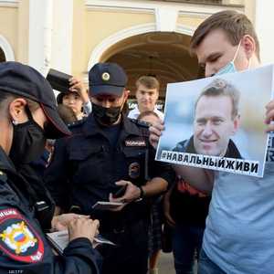 نافالني يرقد في المستشفى بعد شكوك بأنه تعرض للتسمم