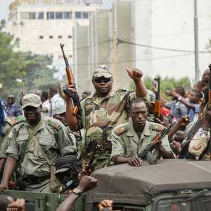 جنود في شوارع باماكو