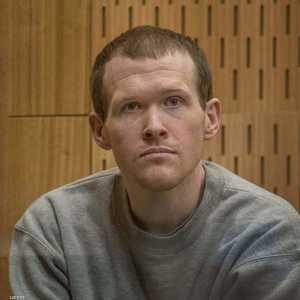 منفذ الهجوم على مسجدين في نيوزيلندا خلال مثوله أمام المحكمة.