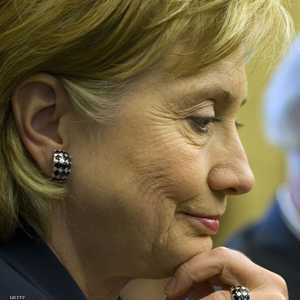 كلينتون تدعو الديمقراطيين للاستعداد لعملية قانونية هائلة