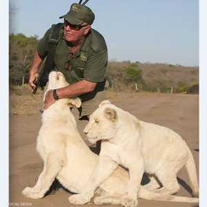 العم وست قتل بعد هجوم غادر