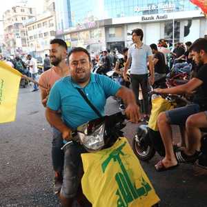 عناصر من حركة أمل وحزب الله