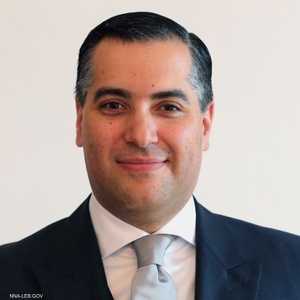 تمت تسمية مصطفى أديب لتولي رئاسة وزراء لبنان