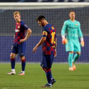 ميسي.. إلى أين؟