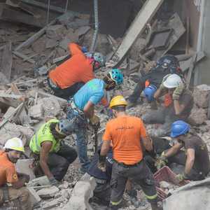 استمرار البحث عن ناجين في بيروت بعد شهر من الانفجار