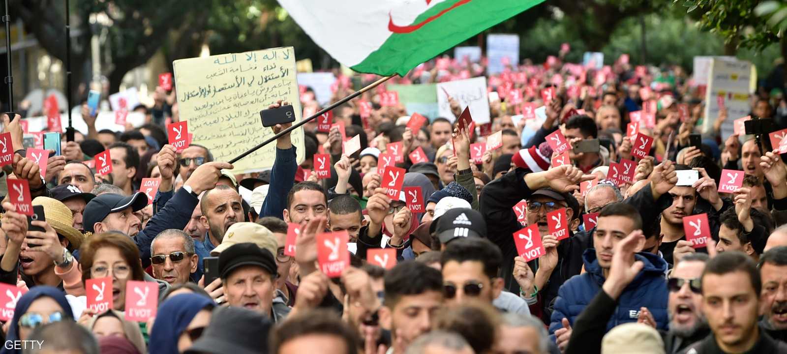 مكافحة الفساد كانت من أبرز مطالب الاحتجاجات في الجزائر