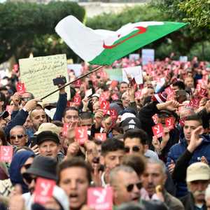 مكافحة الفساد كانت من أبرز مطالب الاحتجاجات في الجزائر