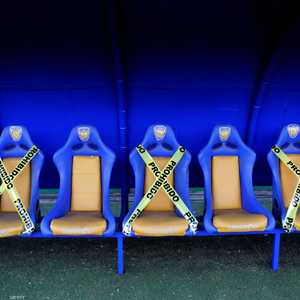 دكة البدلاء تفرض التباعد الاجتماعي بسبب كورونا