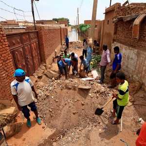 ارتفع عدد قتلى فيضانات السودان إلى 106