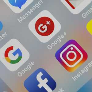 شبكات التواصل الاجتماعي باتت هدفا للإعلانات