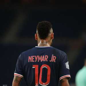 طُرد نيمار خلال مباراة كلالسيكو الدوري الفرنسي