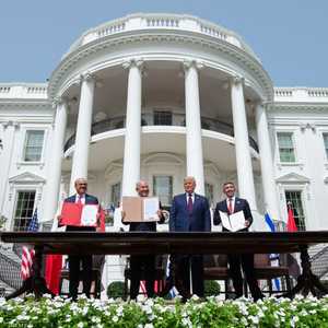 توقيع معاهدة السلام واتفاق تأييد السلام بالبيت الأبيض