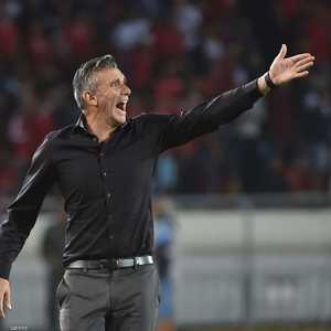 كارتيرون باق مع الزمالك