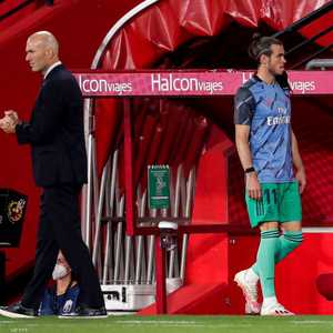 غاريث بيل وزيدان