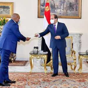 مستشار رئيس الكونغو سلّم رسالة للرئيس المصري