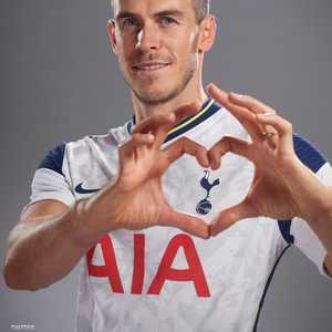 غاريث بيل بقميص توتنهام